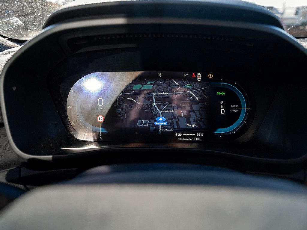 Volvo  Recharge Extended Range Plus