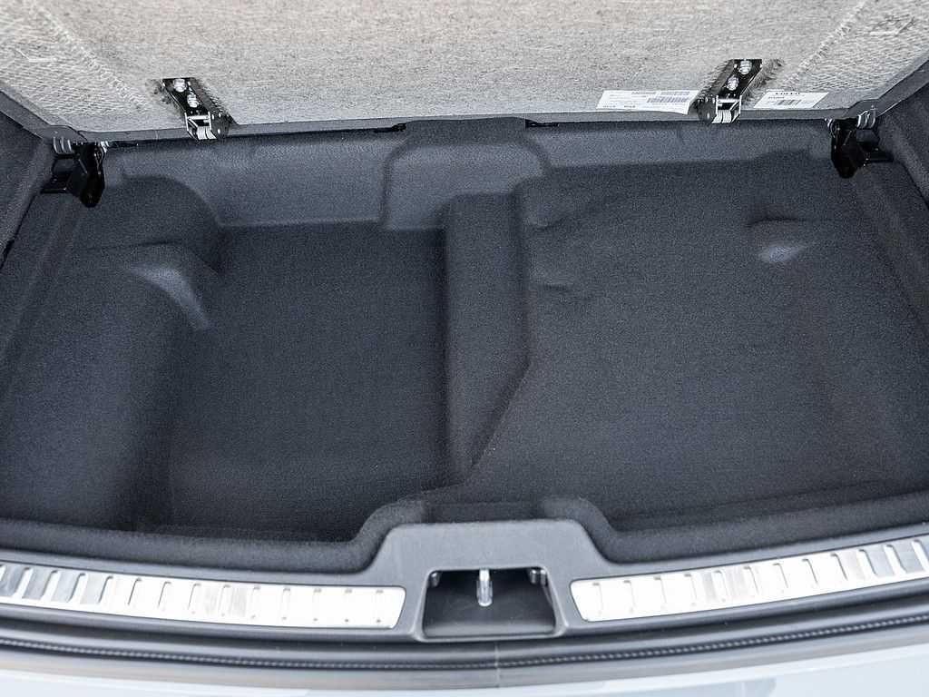 Volvo  T8 AWD Inscription Expression