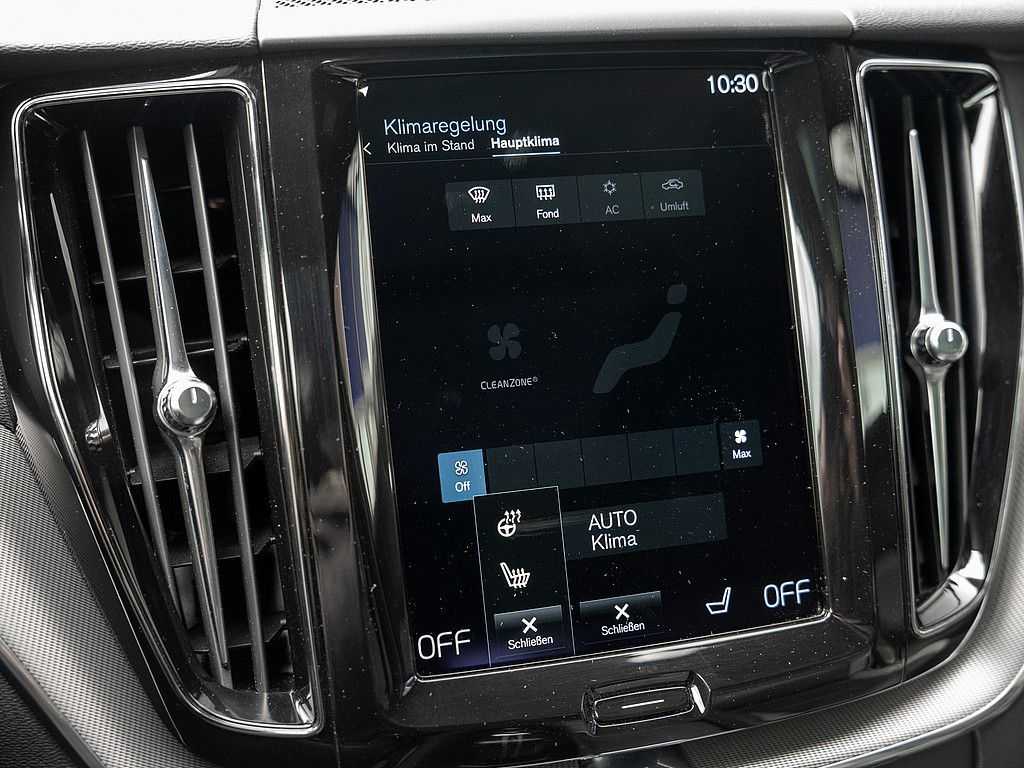 Volvo  T8 AWD R-Design