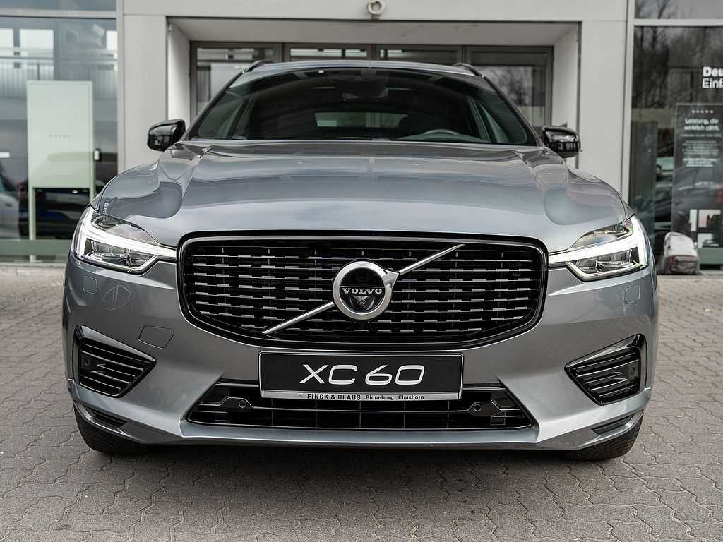Volvo  T8 AWD R-Design