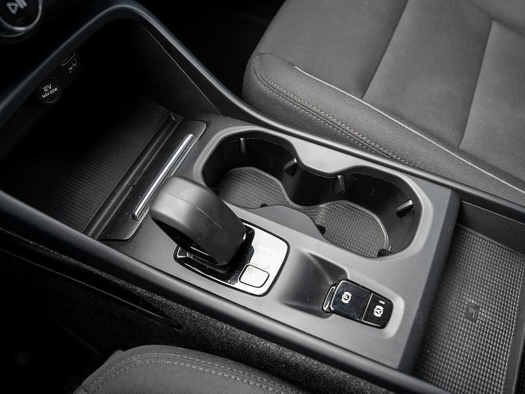 Volvo  T4 Recharge Inscription Expression