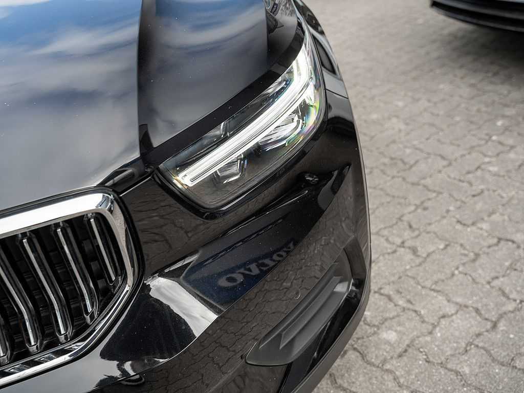 Volvo  T4 Recharge Inscription Expression