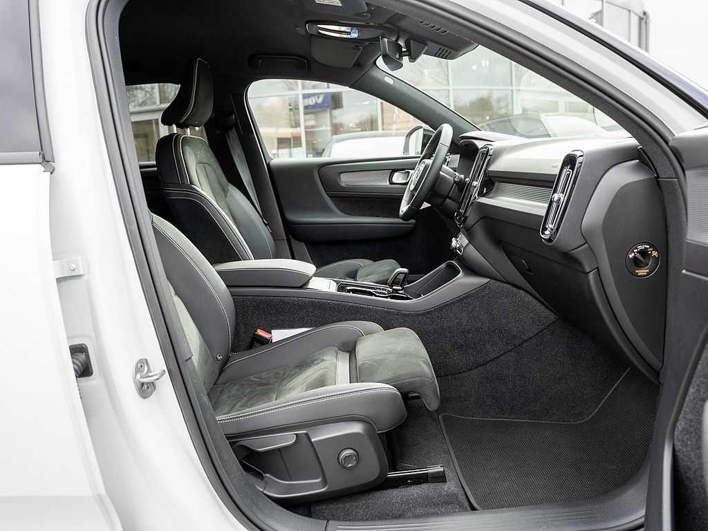 Volvo  Recharge Core