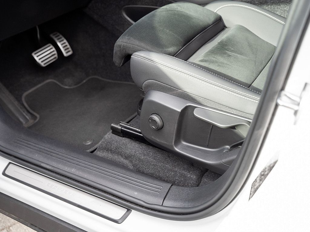 Volvo  Recharge Core