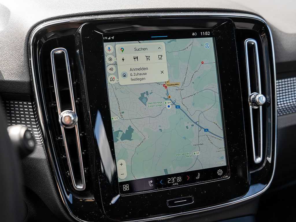 Volvo  Core Recharge Pure Electric 2WD