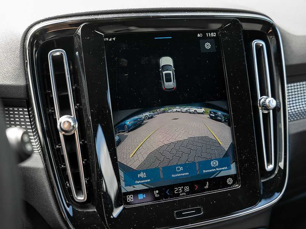 Volvo  Core Recharge Pure Electric 2WD