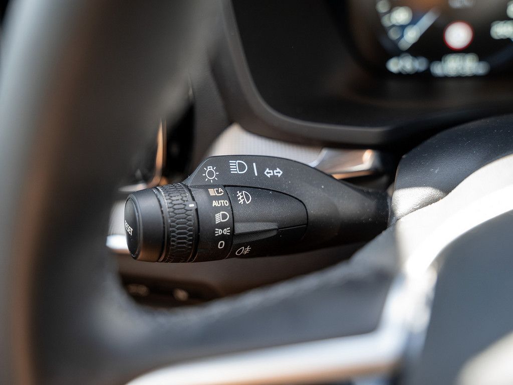 Volvo  T6 AWD Recharge Plus Dark