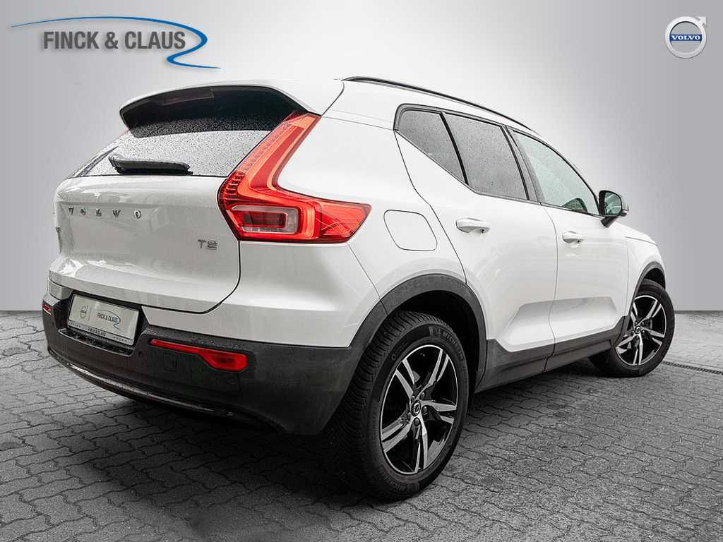 Volvo  T2 Plus Dark