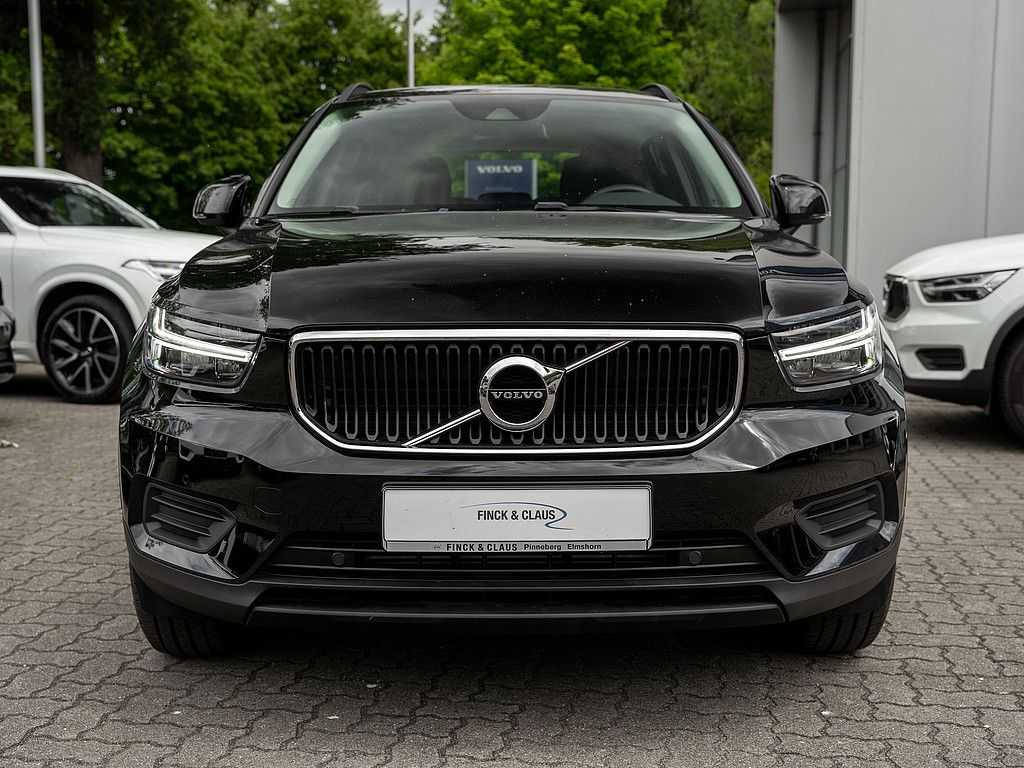 Volvo  T2 Momentum Core