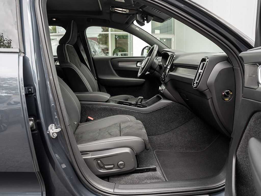 Volvo  Recharge Pro