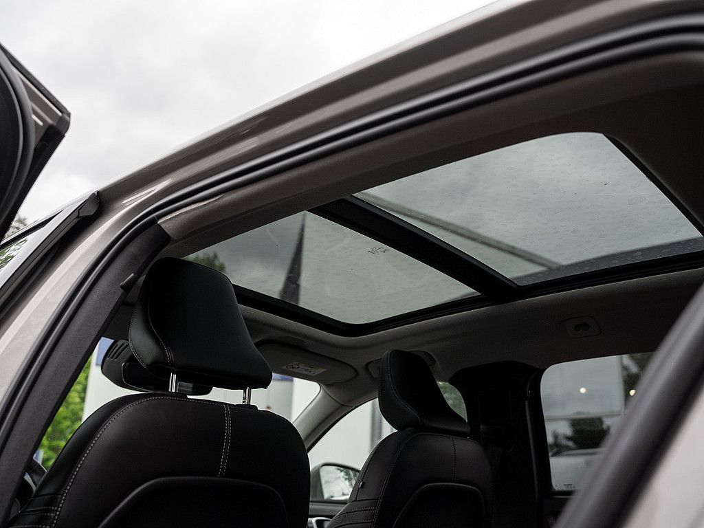 Volvo  T4 Inscription Expression Recharge