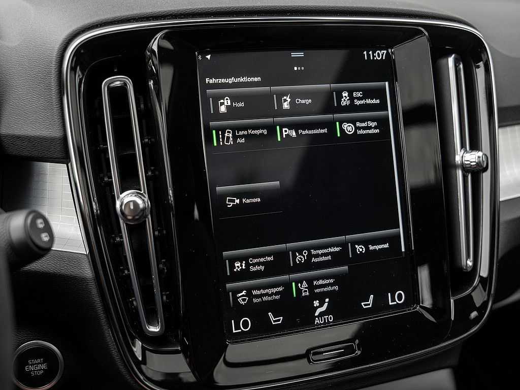 Volvo  T4 Inscription Expression Recharge