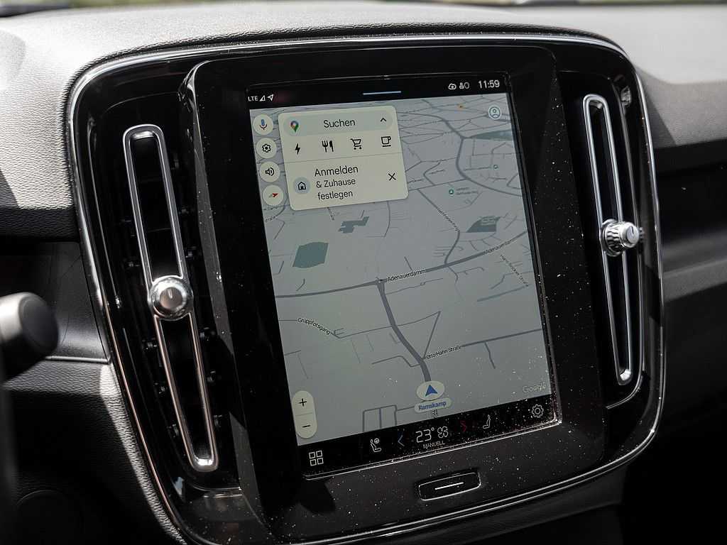 Volvo  Twin Engine Ultimate STANDHZ LED PANO 360°