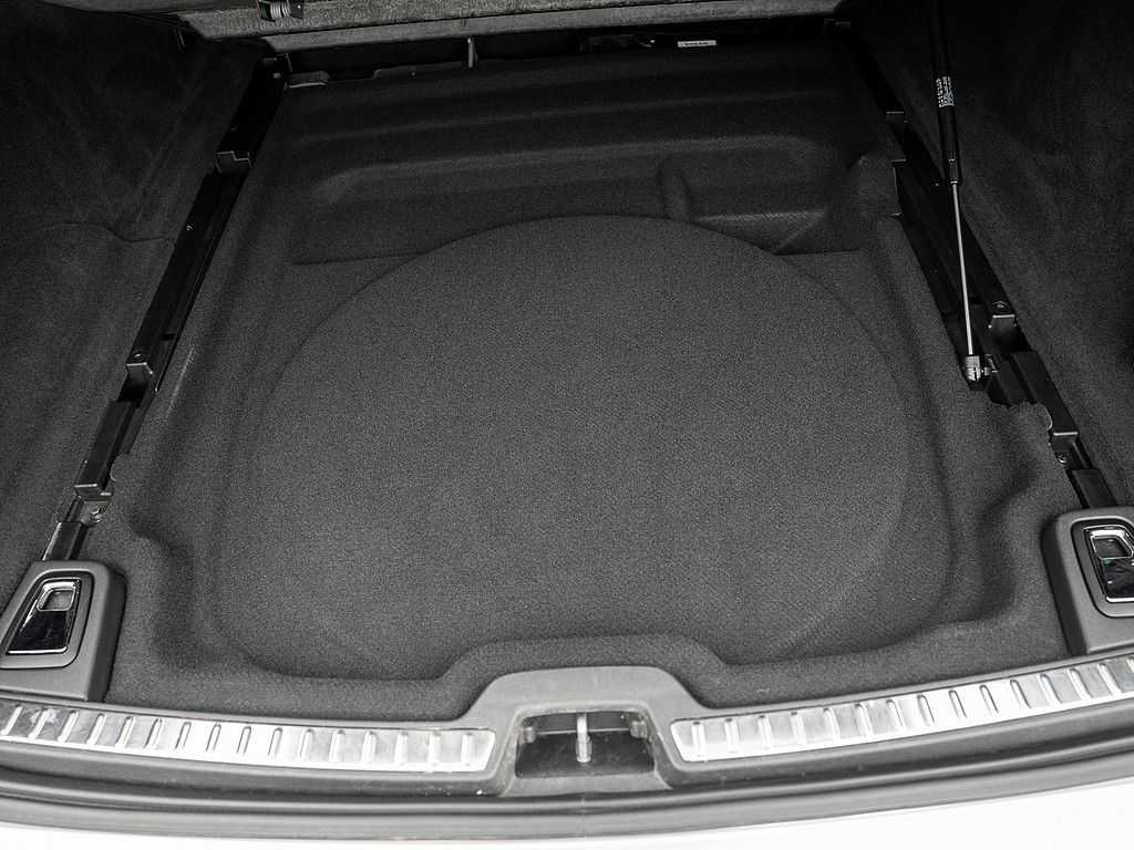 Volvo  T5 AWD Pro
