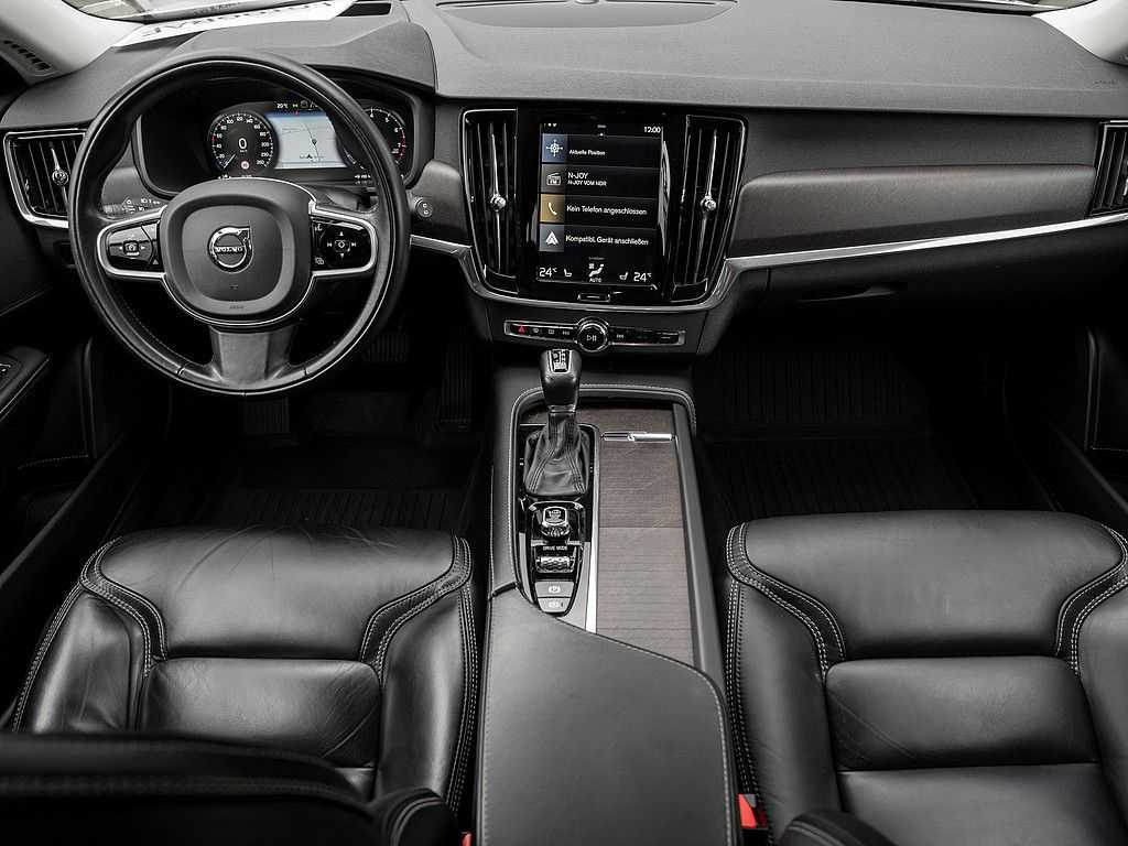 Volvo  T5 AWD Pro