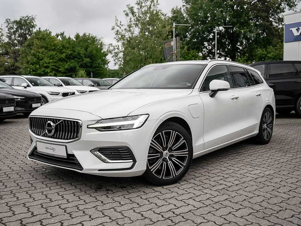 Volvo  T6 AWD Recharge Core