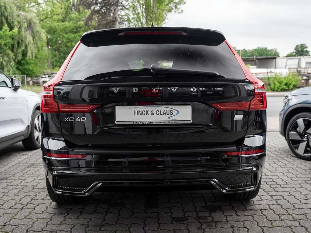 Volvo  T8 AWD R-Design
