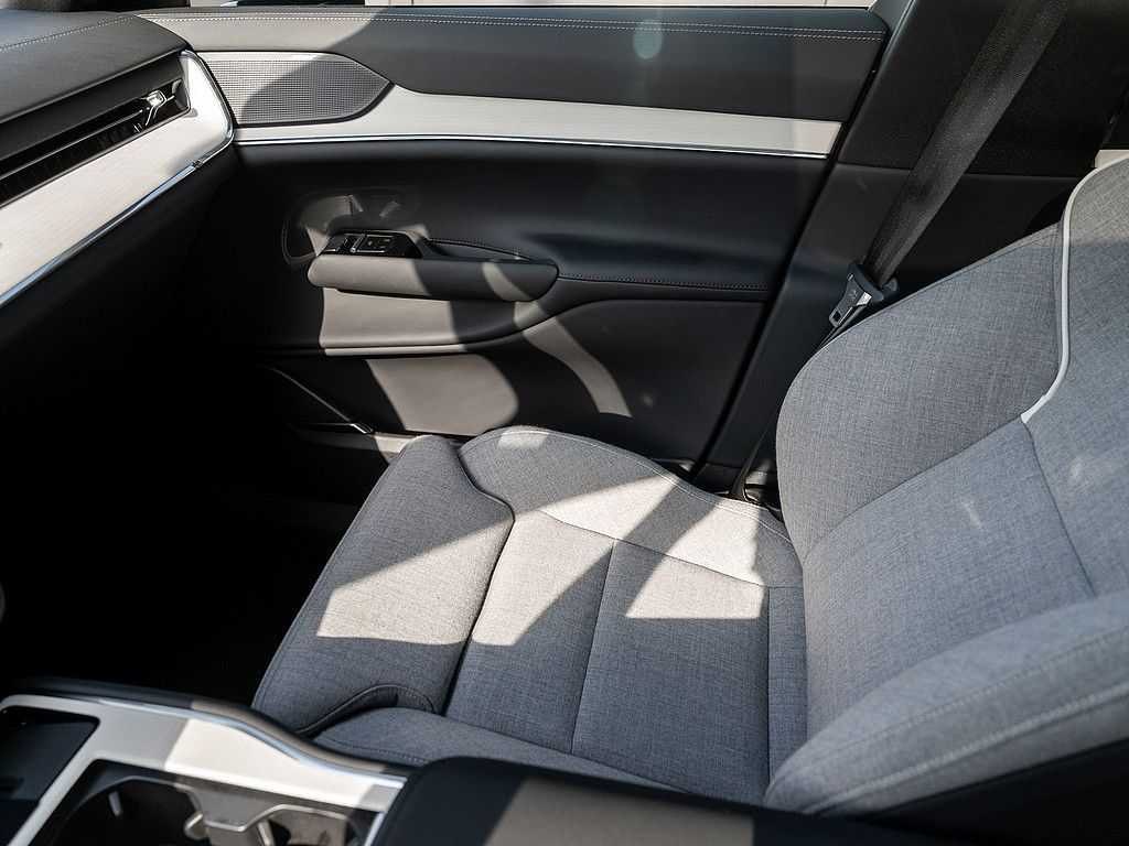 Volvo  Twin Engine Ultra