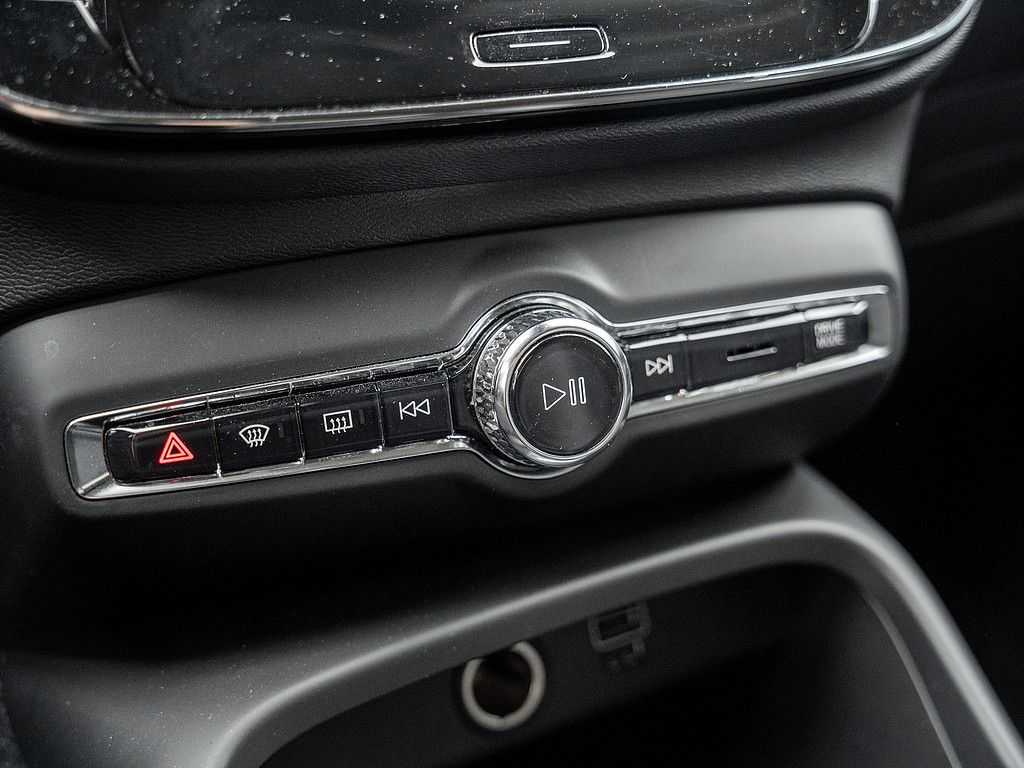 Volvo  D3 FWD Momentum Pro
