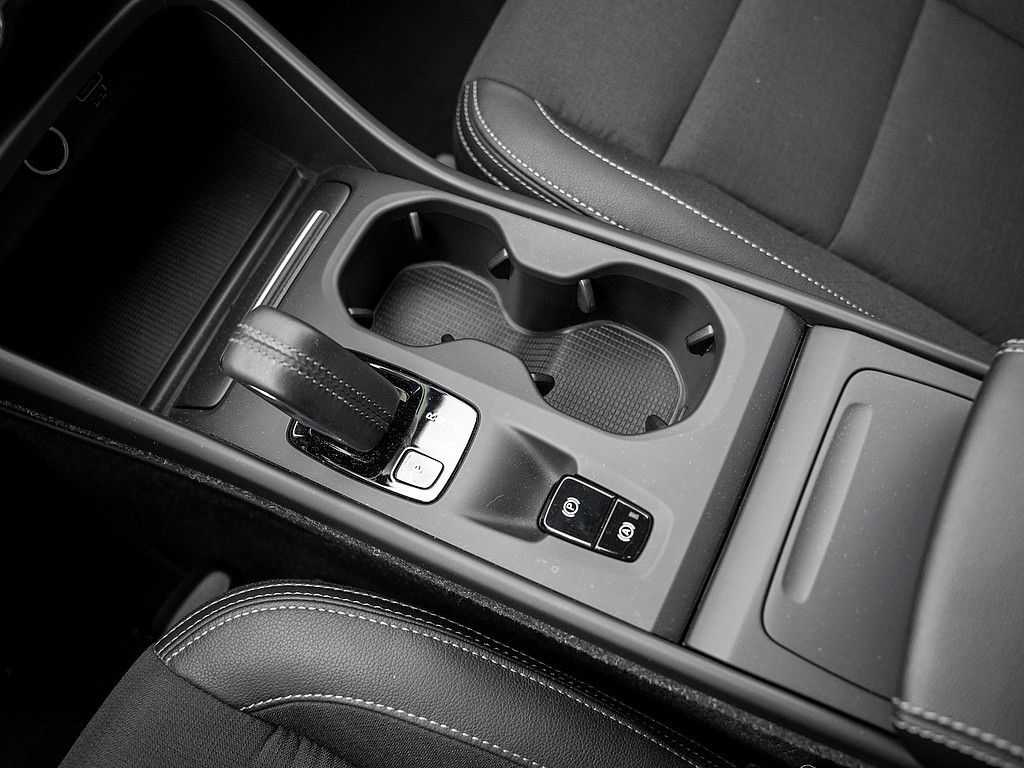 Volvo  D3 FWD Momentum Pro