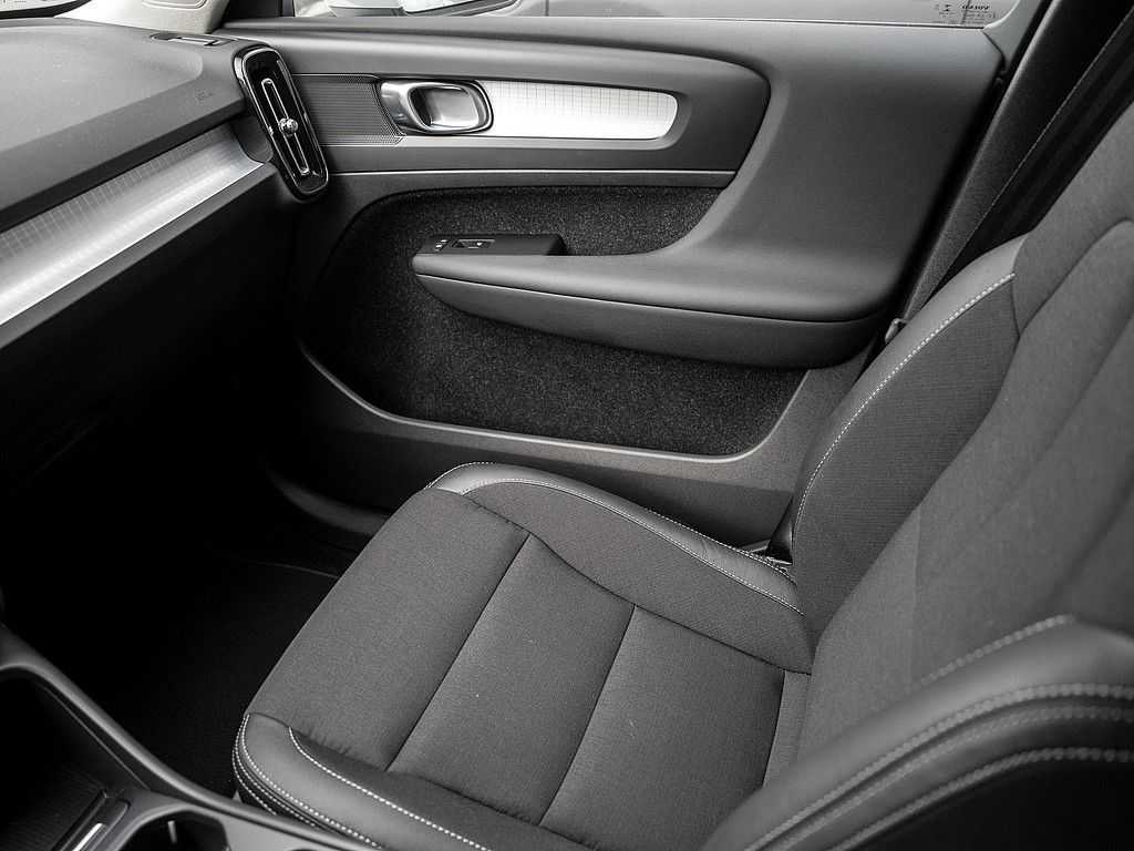 Volvo  D3 FWD Momentum Pro
