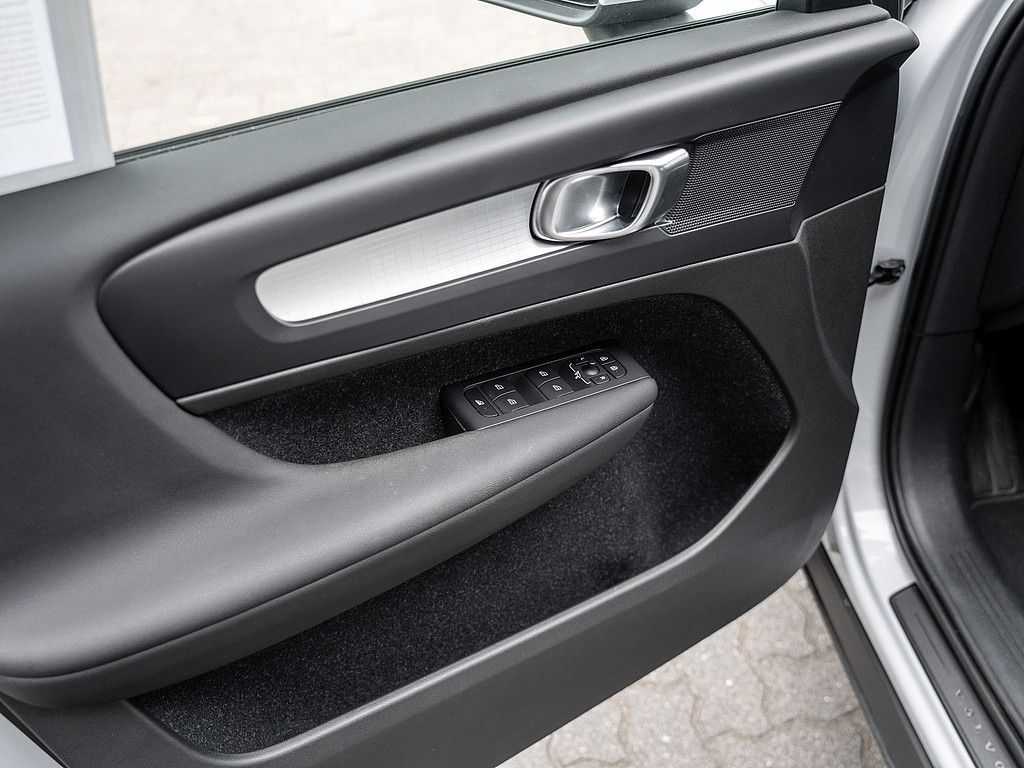 Volvo  D3 FWD Momentum Pro