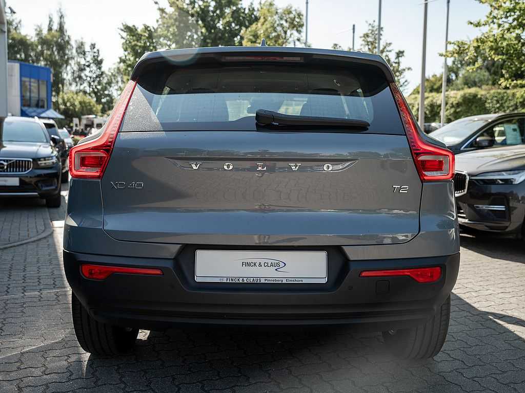 Volvo  T2 Momentum Core
