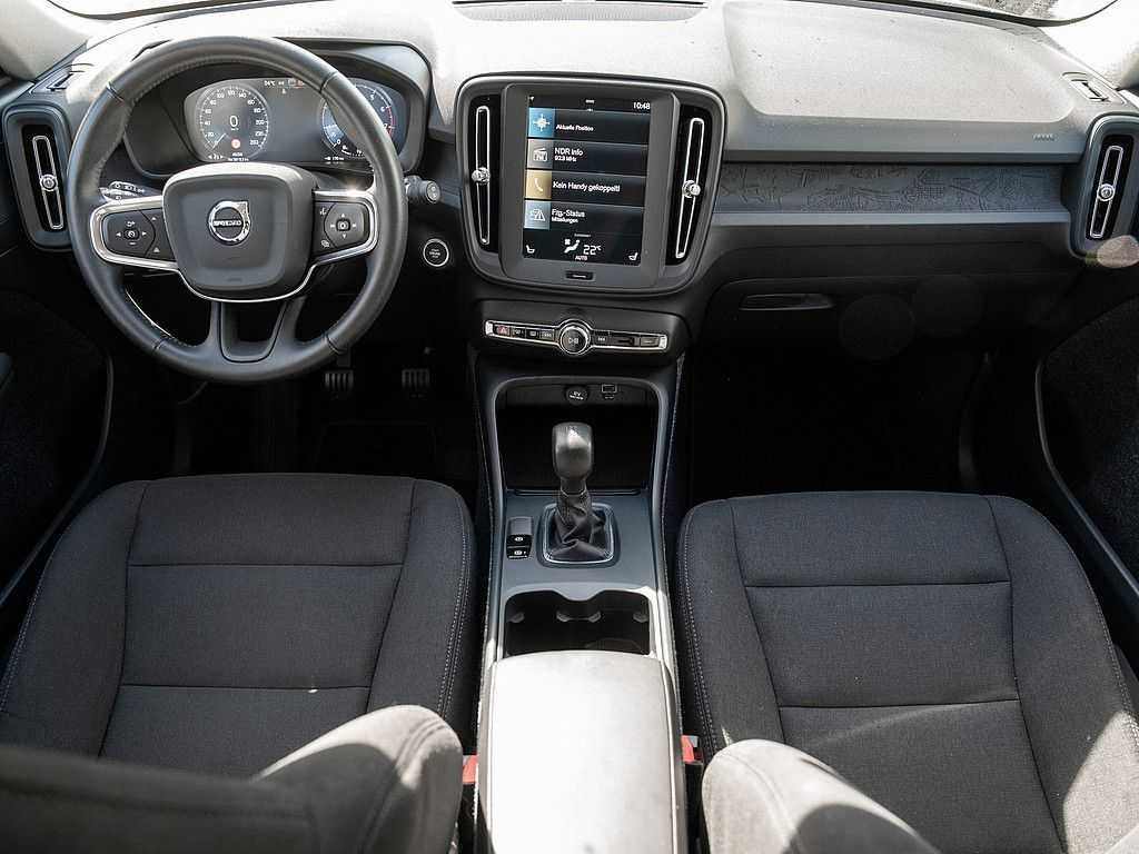 Volvo  T2 Momentum Core