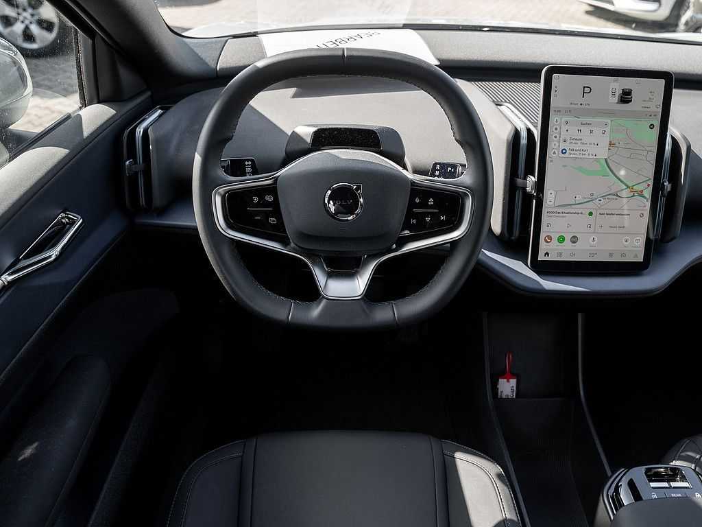 Volvo  Core 2WD Pure Electric