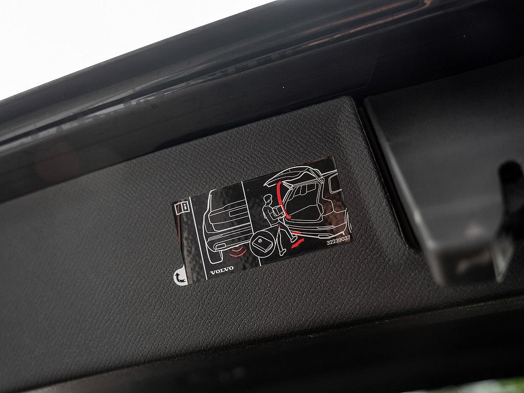 Volvo  B5 AWD Inscription