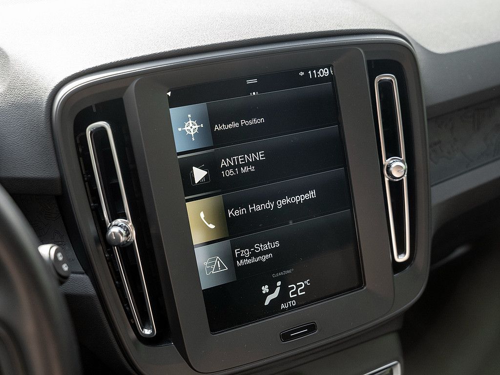 Volvo  T3 Momentum Core
