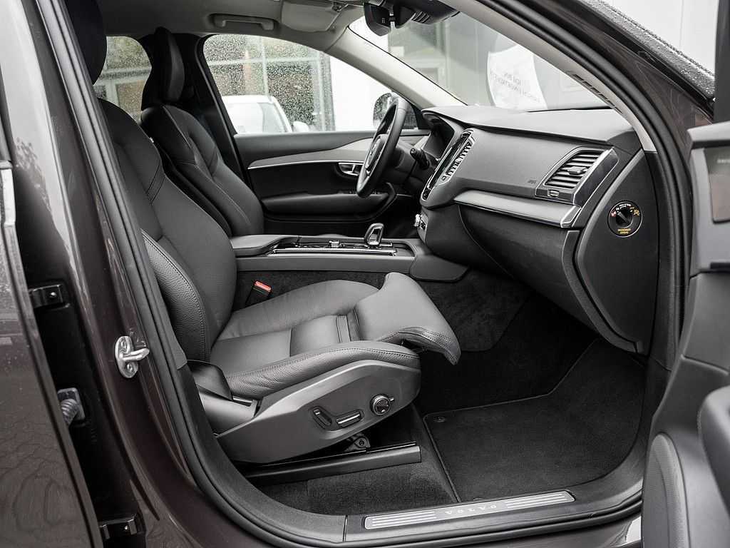 Volvo  T8 AWD Bright