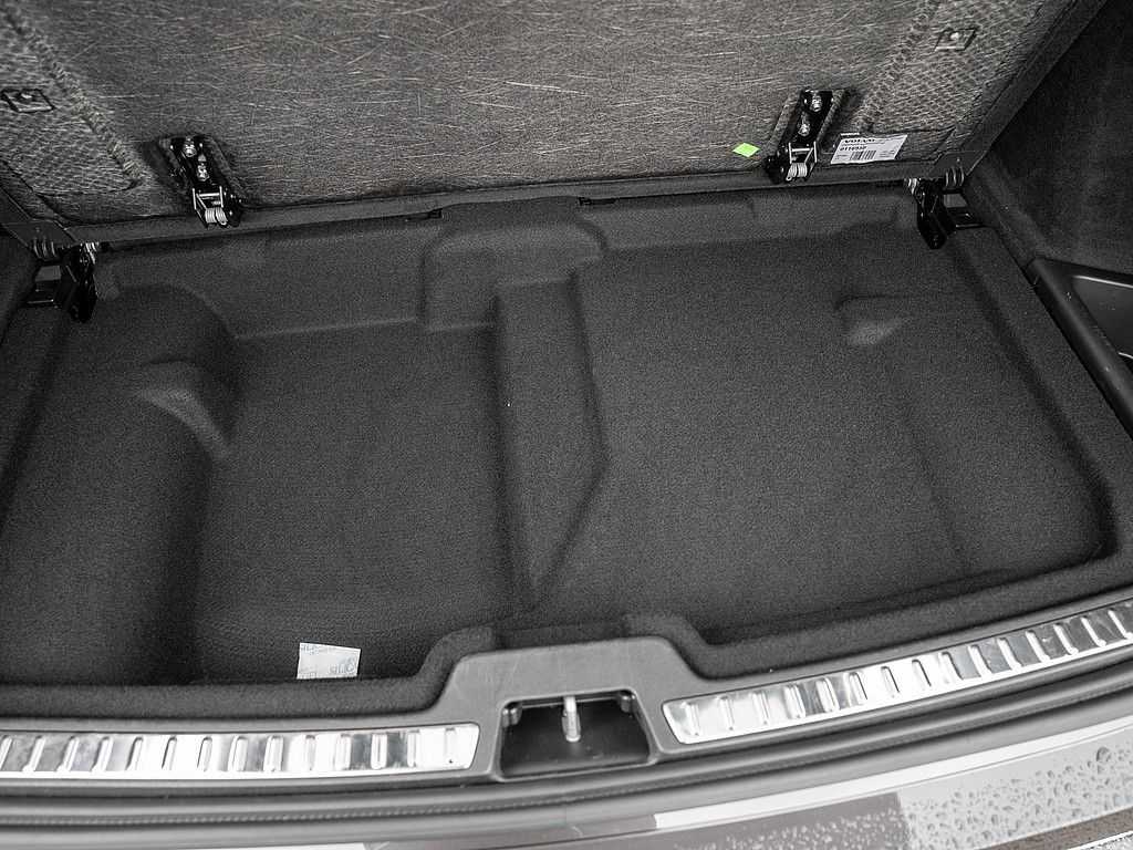 Volvo  T8 AWD Bright