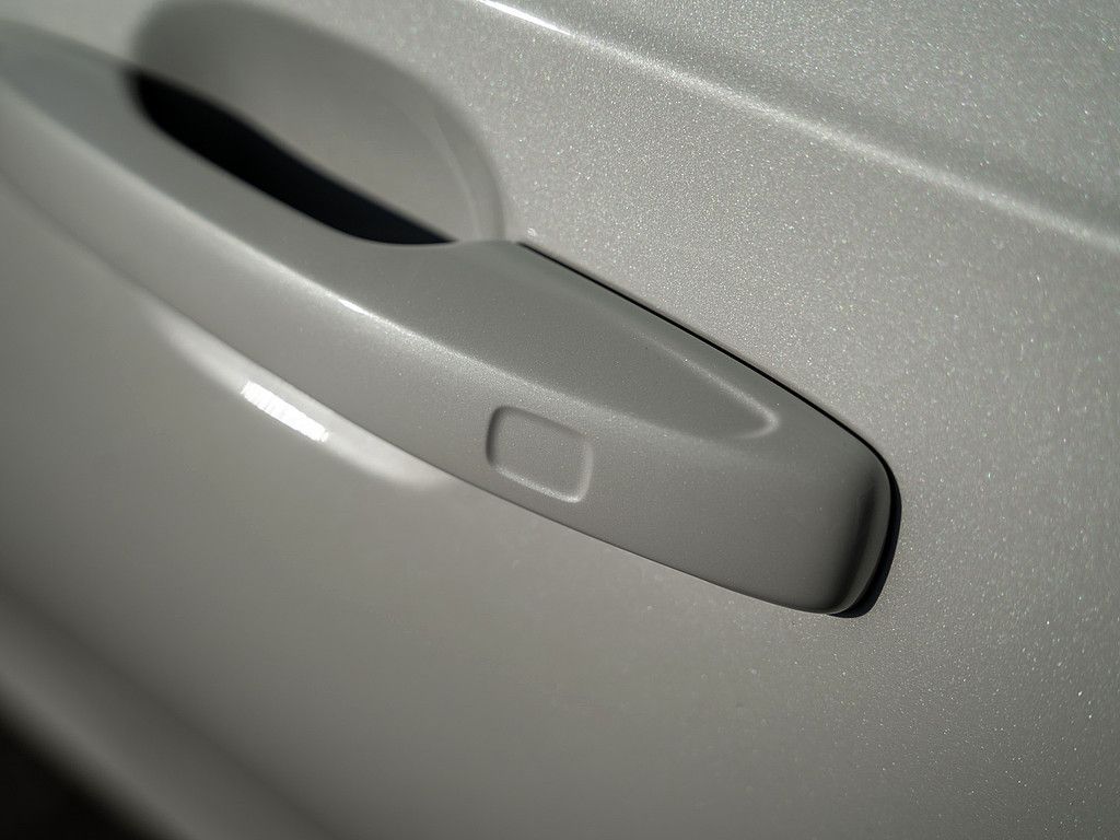 Volvo  T8 AWD Plus Dark