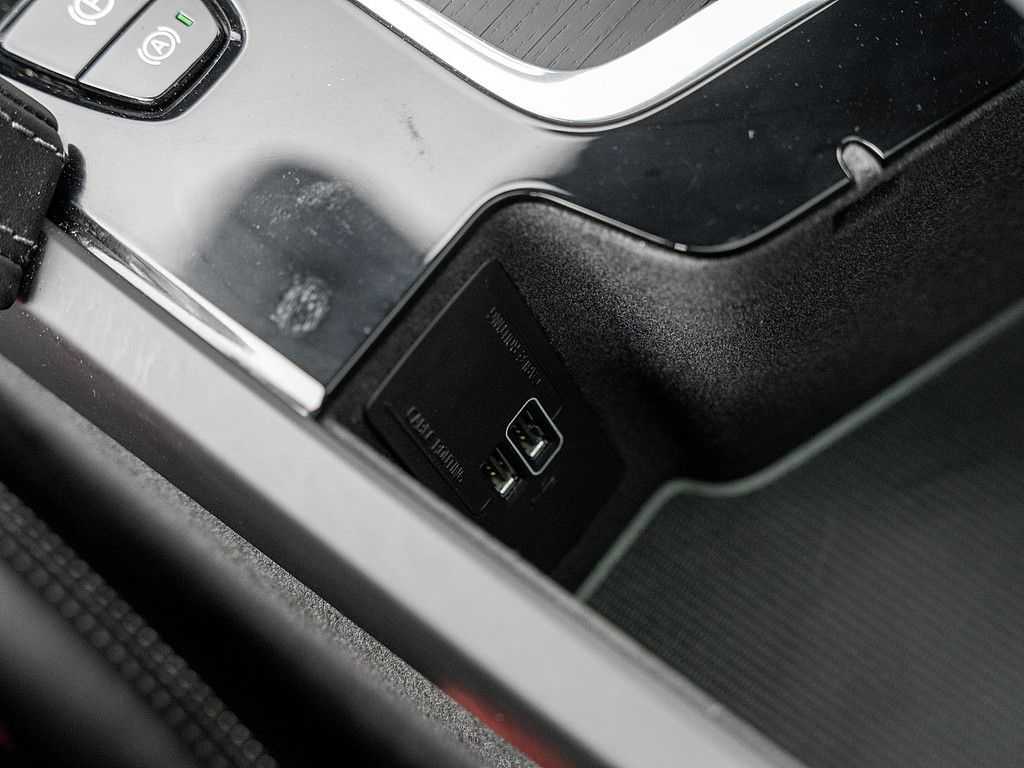 Volvo  T8 AWD Inscription