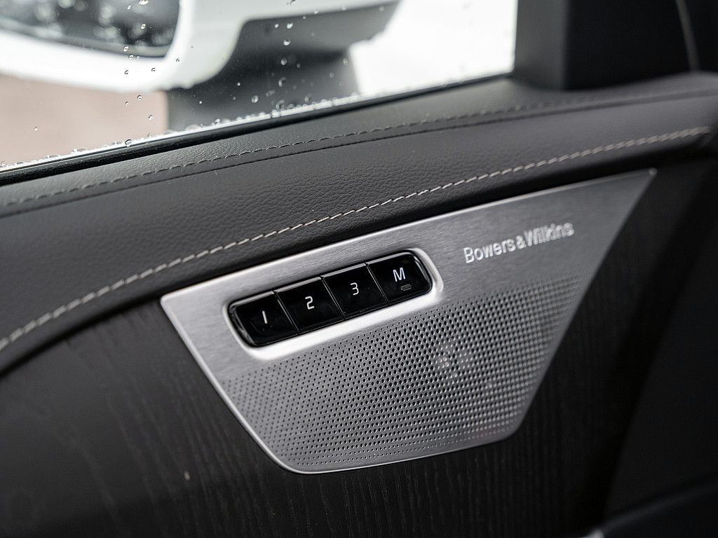 Volvo  T8 AWD Inscription