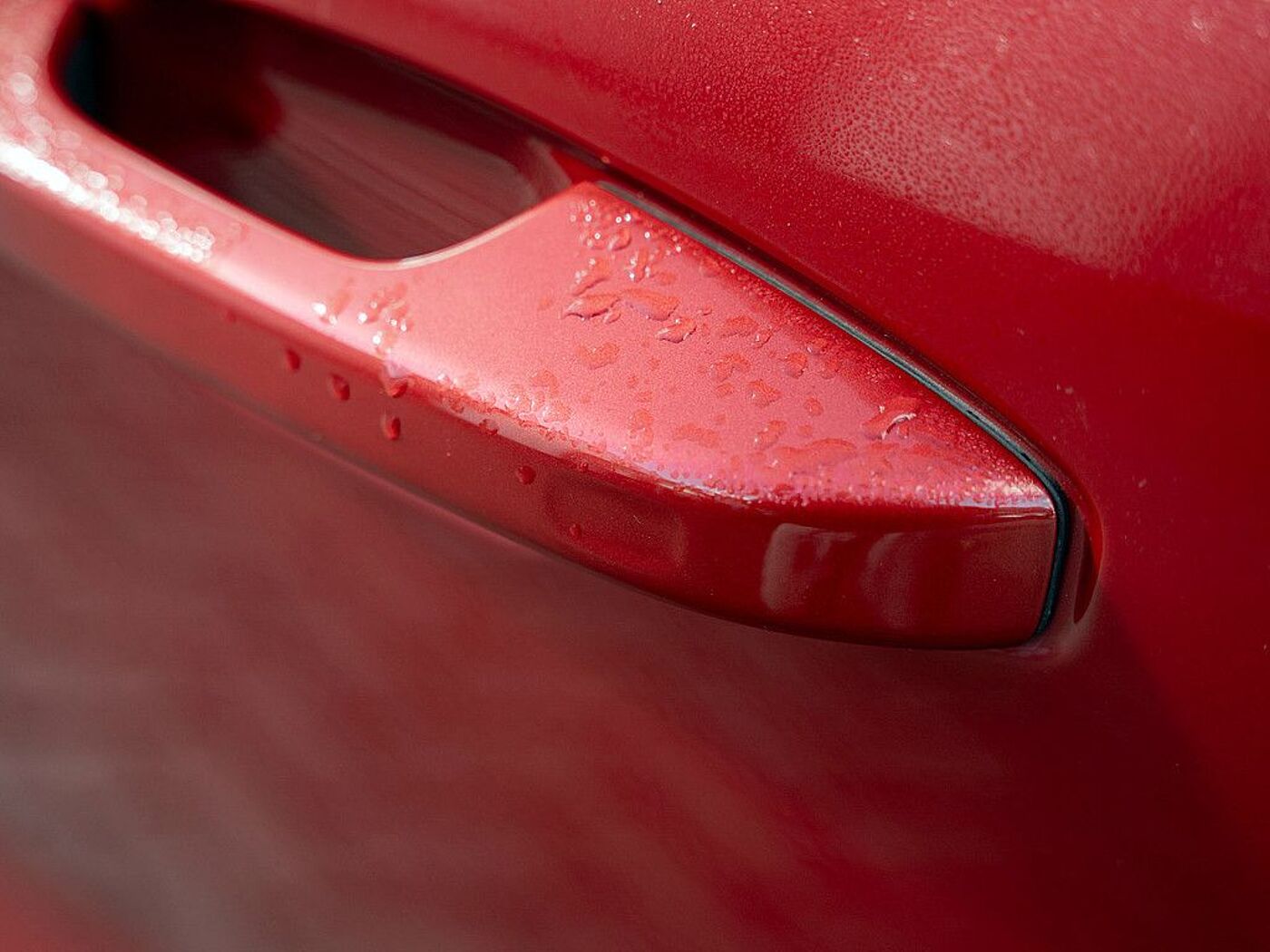 Volvo  T4 Recharge R Design Expression