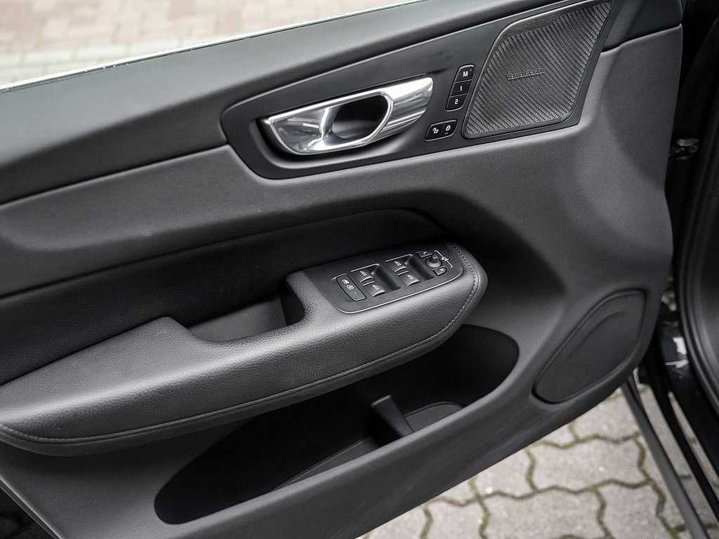 Volvo  D4 Inscription ACC, AHK