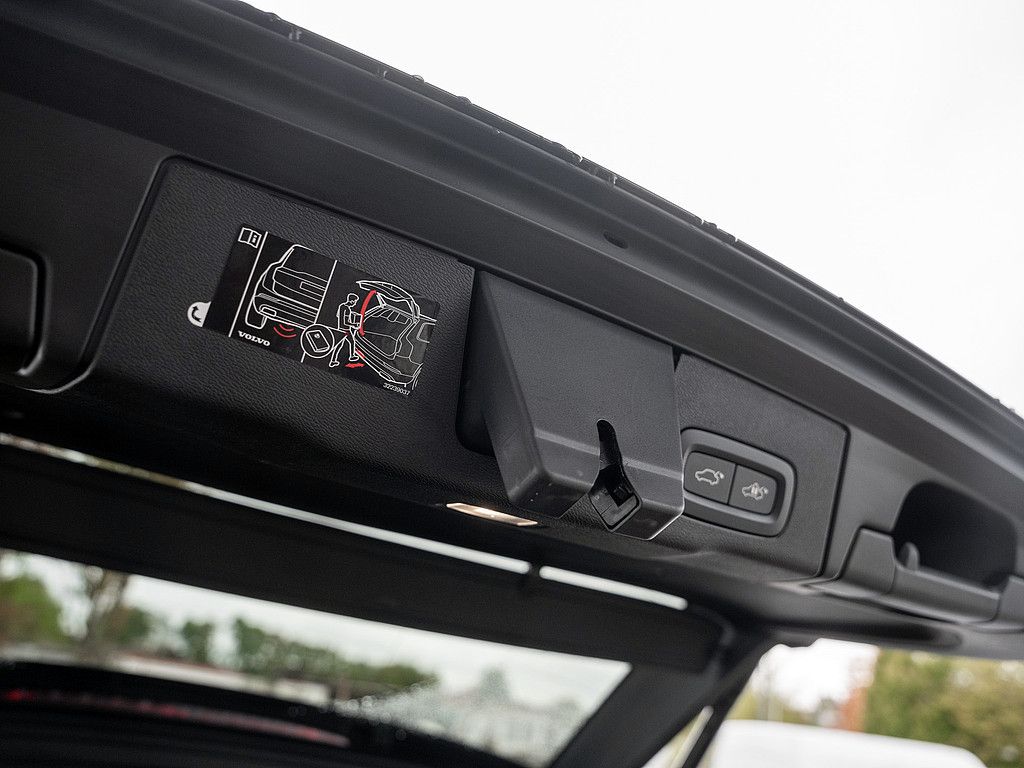 Volvo  D4 Inscription ACC, AHK