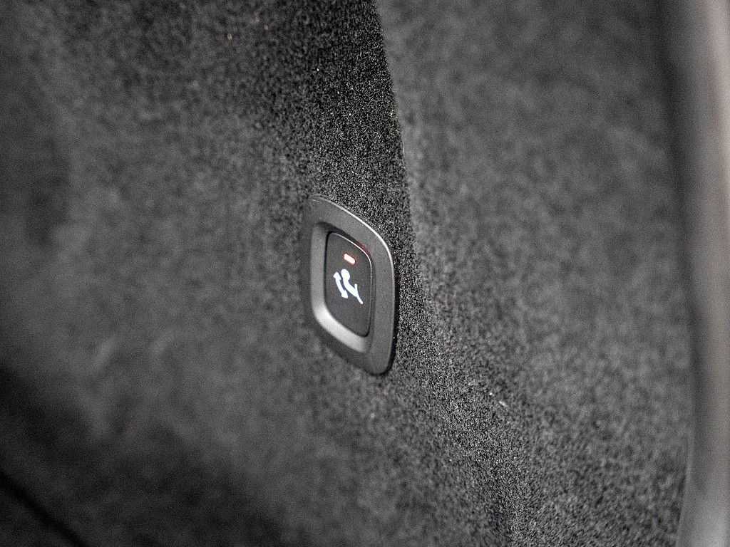 Volvo  D4 Inscription ACC, AHK