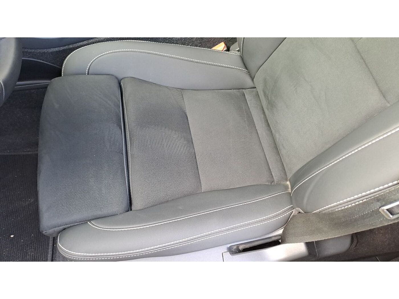 Volvo  T5 Recharge Ultimate Dark