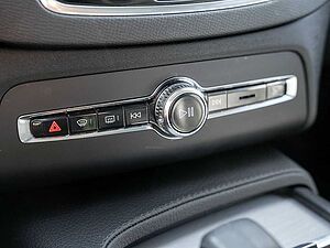 Volvo  T8 AWD Inscription Expression