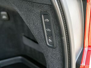 Volvo  T8 AWD Inscription Expression
