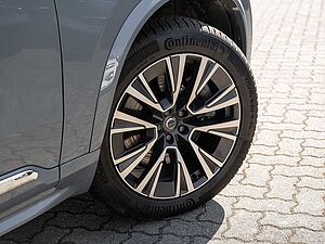 Volvo  T8 AWD Inscription Expression