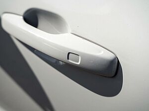 Volvo  B4 R-Design