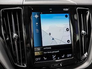 Volvo  T8 AWD R-Design