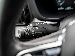 Volvo  T8 AWD R-Design