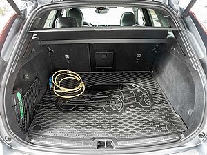 Volvo  T8 AWD R-Design