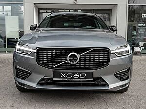 Volvo  T8 AWD R-Design