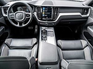 Volvo  T8 AWD R-Design